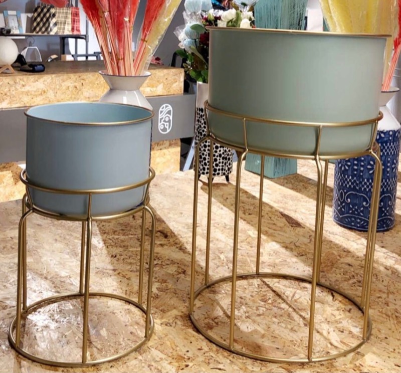 مركن حديد مرتفع 1264