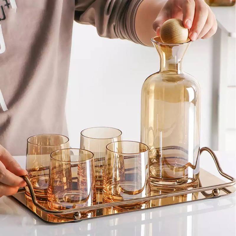 مجموعة تقديم الماء 1694